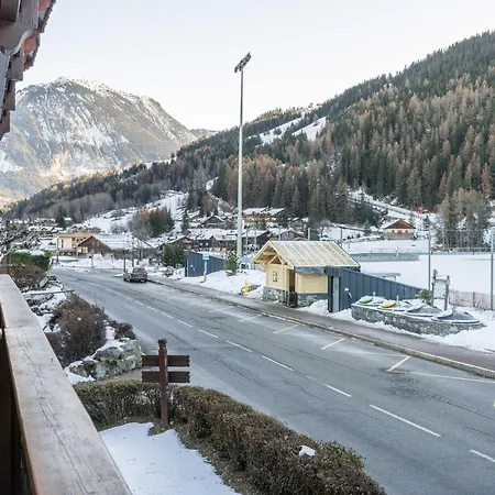 Апартаменты Au Pied Des Pistes De Courchevel, Parking Inclus - Fr-1-568-49 Куршевель